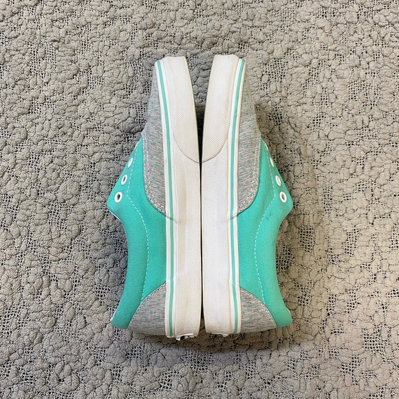 Vans off the wall sneakers - Picture 3 of 9